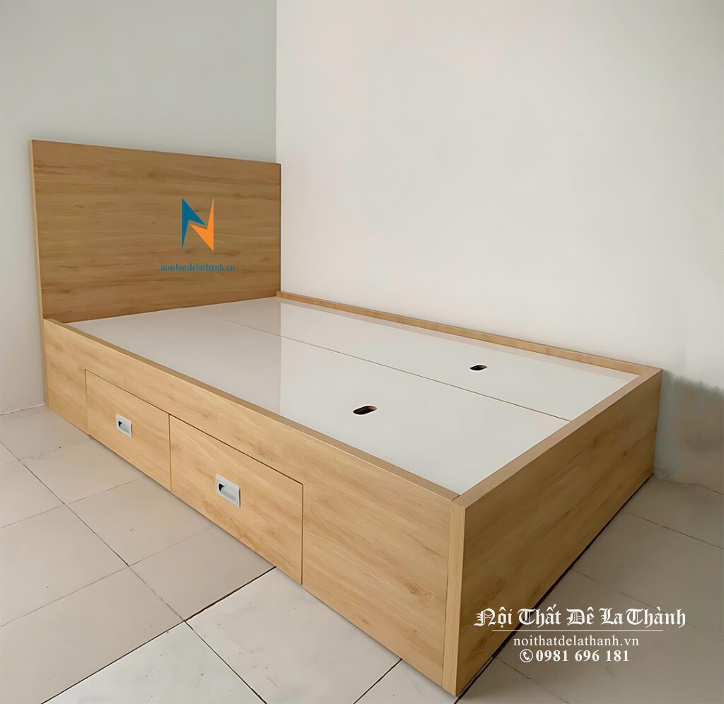 Chiếc giường hiện đại một màu (vai giường, đầu cao và đầu thấp cùng một màu), kích thước 1m6x2m