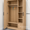Thiết kế bên trong của chiếc tủ giá rẻ 1m2x2m, màu 388: bên trái là khoang lớn treo quần áo, bên phải là khoang nhỏ có các tấm đợt để đồ gấp