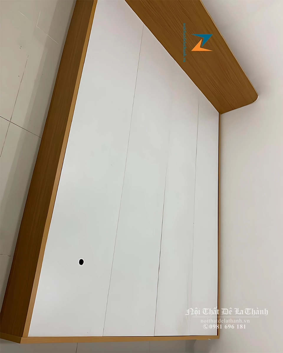 Để lựa chọn mua một chiếc giường bệt giá rẻ tại Hà Nội, quý khách hãy liên hệ ngay với Nội Thất Đê La Thành