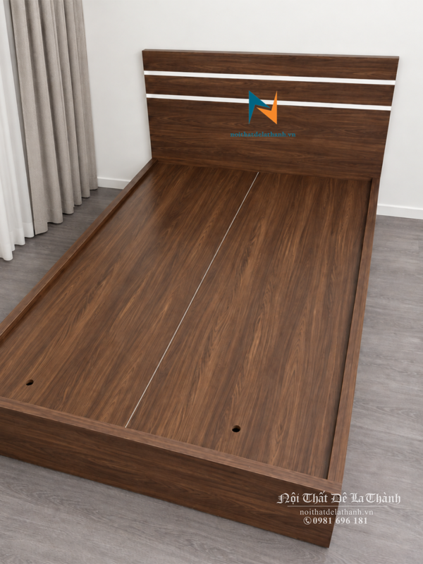 Chiếc giường 1m2x2m phân khúc giá rẻ, gỗ công nghiệp mdf, giường có màu óc chó, đầu cao có 2 kẻ trắng, phong cách hiện đại đơn giản mà đẹp mắt
