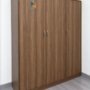 Chiếc tủ màu óc chó 6089, phân khúc giá rẻ, 3 cánh, chuyên dụng cho sinh viên, phòng trọ
