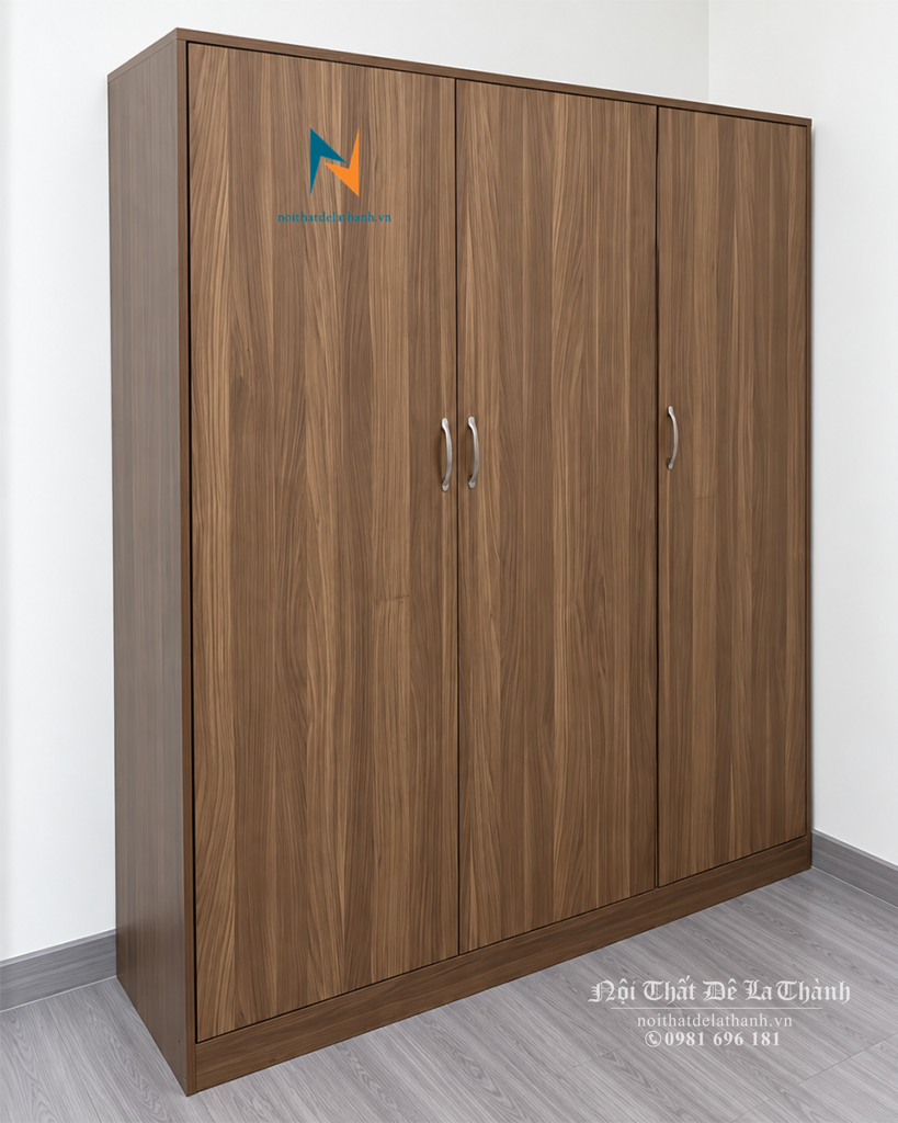 Chiếc tủ màu óc chó 6089, phân khúc giá rẻ, 3 cánh, chuyên dụng cho sinh viên, phòng trọ