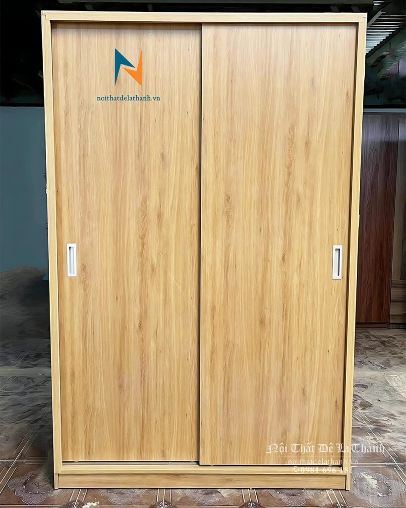 Chiếc tủ 2 cánh lùa màu 388, kích thước 1m6x2m, chất liệu gỗ MDF, thiết kế theo phong cách hiện đại