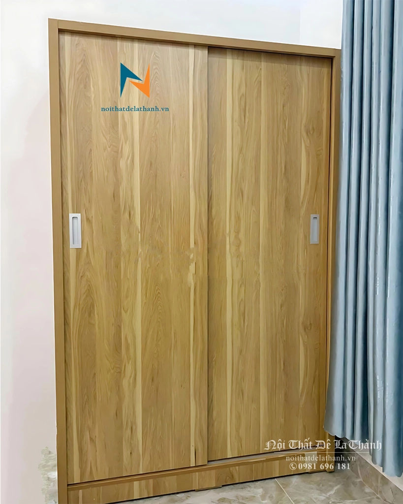 Chiếc tủ 2 cánh lùa phân khúc giá rẻ dành cho không gian hẹp, phù hợp với sinh viên, các phòng trọ, chung cư mini