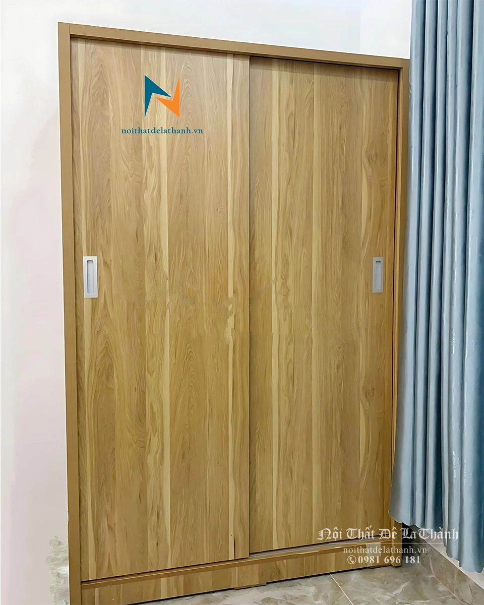 Chiếc tủ 2 cánh lùa phân khúc giá rẻ dành cho không gian hẹp, phù hợp với sinh viên, các phòng trọ, chung cư mini