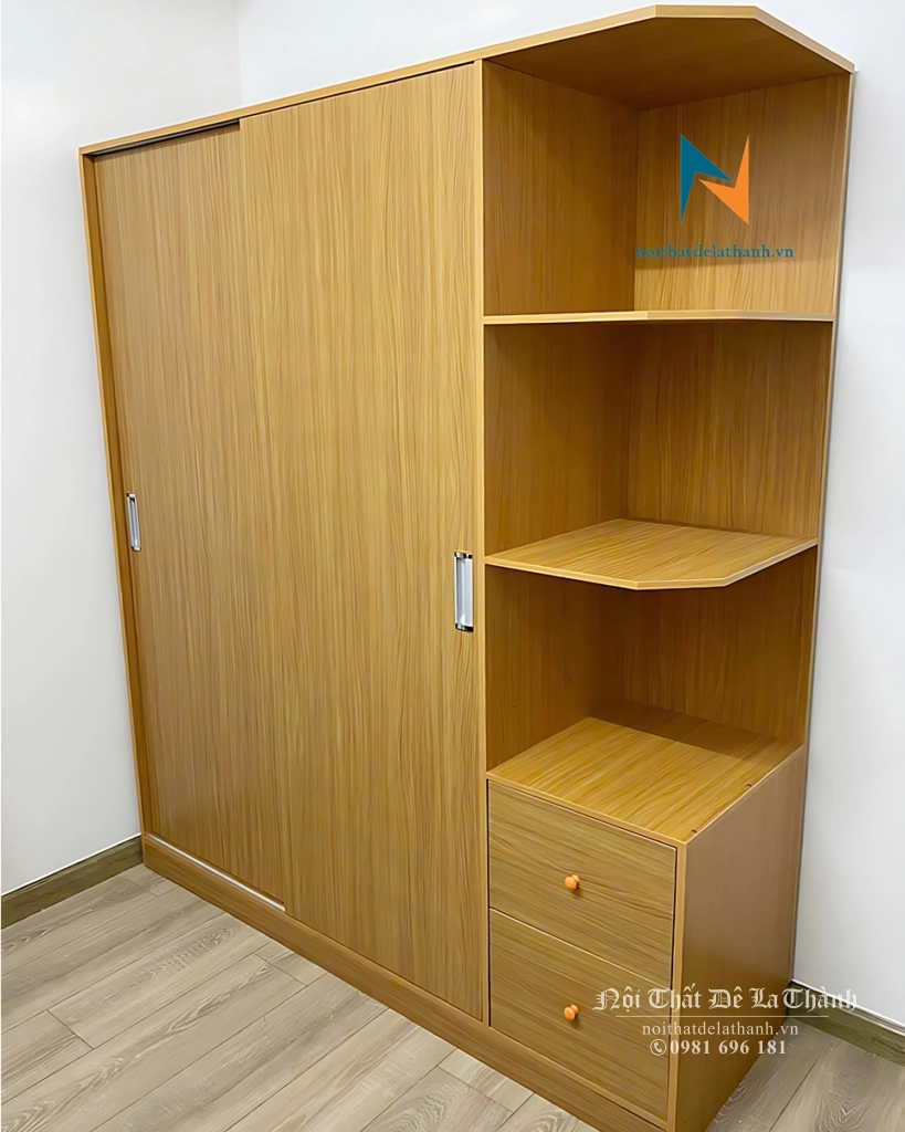 Chiếc tủ áo cánh lùa giá rẻ phù hợp với sinh viên, phòng trọ và các hộ gia đình muốn chi một món tiền ít nhưng vẫn muốn sử dụng một chiếc tủ đầy đủ công năng