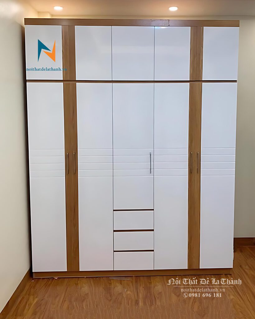Chiếc tủ quần áo 5 cánh 2 tầng, phong cách hiện đại