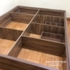 Thiết kế bên dưới chiếc giường ngủ gỗ công nghiệp giá rẻ 1m6x2m, không đầu cao, nó có thang dọc và thang ngang khiến chiếc giường rất khoẻ