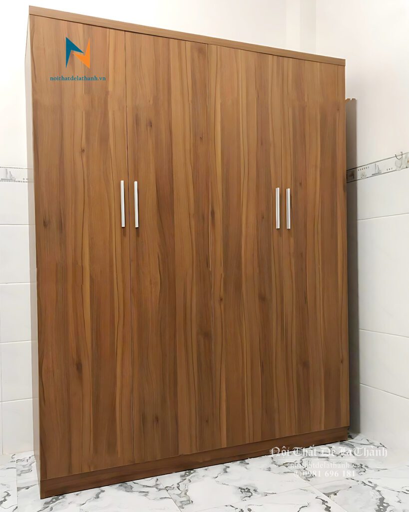 Chiếc tủ 4 cánh, 2 buồng, chất liệu gỗ công nghiệp mdf thuộc phân khúc giá rẻ, chuyên dụng cho phòng trọ
