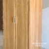 Chiếc tủ quần áo gỗ mdf giá rẻ, có 2 cánh, tạo thành 1 khoang lớn, bên trên có suốt treo, kích thước 80cmx1m85, màu 6161