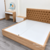 Nội Thất Đê La Thành là đơn vị thiết kế và thi công những chiếc giường đầu gắn nệm rất đẹp mắt